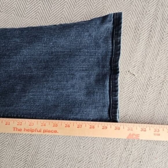A Pea in the Pod Jeans Maternity Size Medium (32x29) RN# 79913 Bootcut Med Wash - Picture 14 of 16